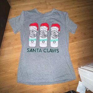 Amazon Gray Santa Claws Short Sleeve Tee